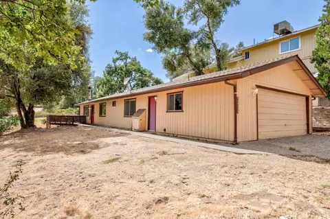 40608 Goldside Dr, Oakhurst, CA 93644