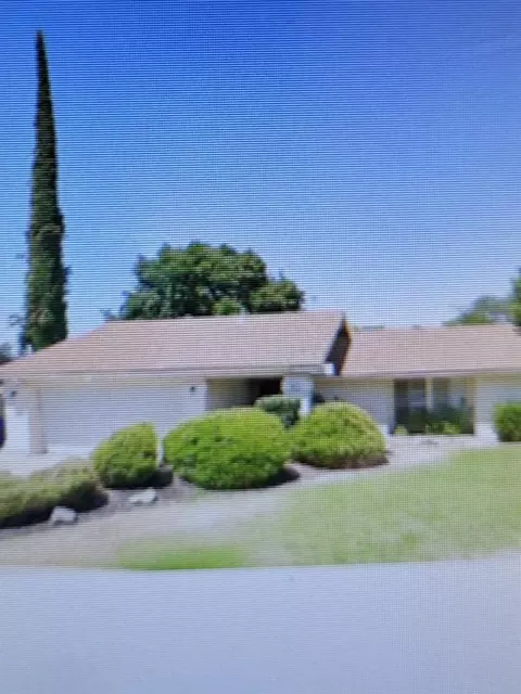 464 Bliss Ave, Clovis, CA 93611