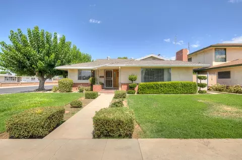 1552 Church Ave, Sanger, CA 93657