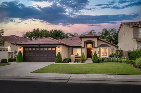 2678 E Sage Way, Fresno, CA 93720