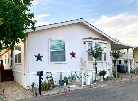 1272 Villa Ave #97, Clovis, CA 93612