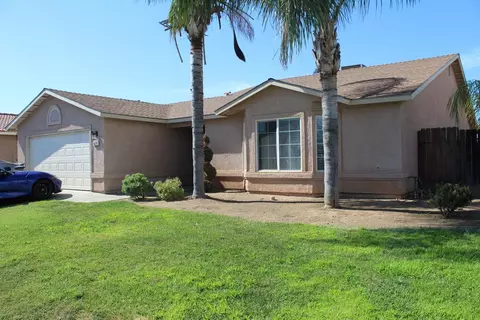 1625 Josephine Ave, Madera, CA 93638