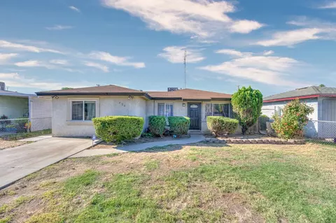 220 W Wilson St, Madera, CA 93638