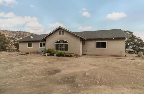 30360 Watts Valley Rd, Tollhouse, CA 93667
