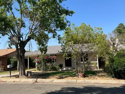 924 Dellavalle Ave, Madera, CA 93638