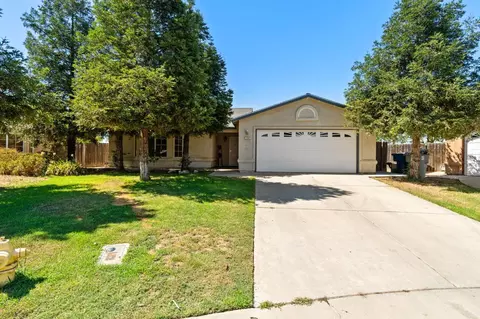 1107 La Jolla Ct, Madera, CA 93638