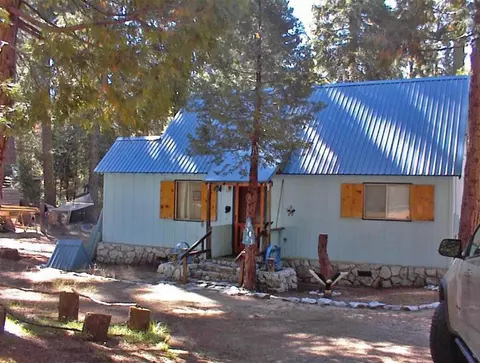 83823 Laurel Ln, Wilsonia, CA 93633