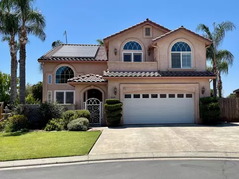219 Lake Dr, Lemoore, CA 93245 photo 1