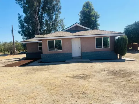 2130 S Madera Ave, Kerman, CA 93630