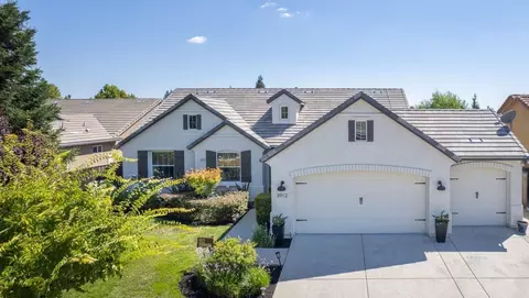 3912 Serena Ave, Clovis, CA 93619