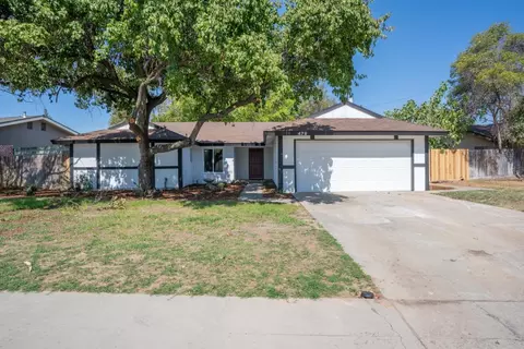 478 E San Ramon Ave, Fresno, CA 93710