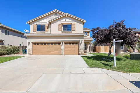 584 Spruce Ct, Chowchilla, CA 93610