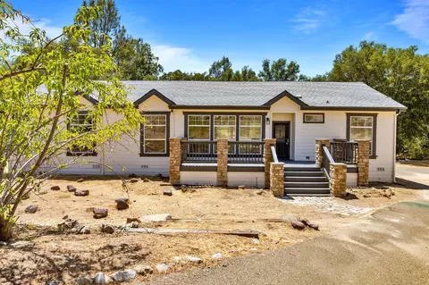 41391 Long Hollow Dr, Coarsegold, CA 93614