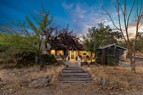 29050 Deep Forest Ln, Coarsegold, CA 93614