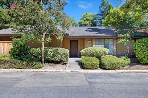 4611 N Glenn Ave, Fresno, CA 93704