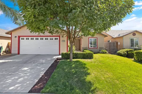 7347 Evergreen Ave, Visalia, CA 93291