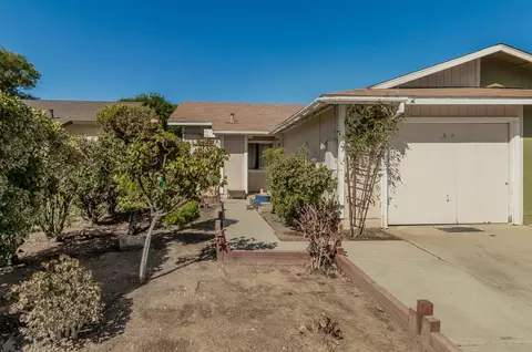 563 4th St, Mendota, CA 93640