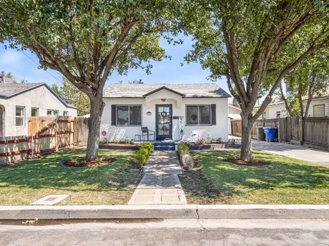 1205 Middleton St, Hanford, CA 93230