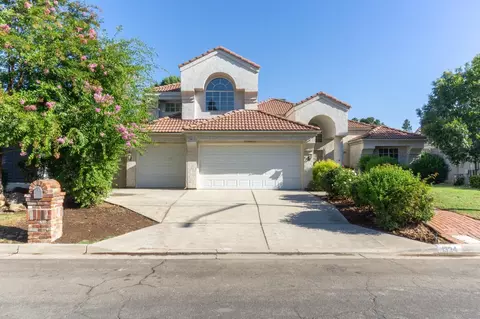 1324 E Quincy Ave, Fresno, CA 93720