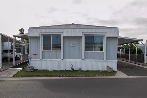 221 W Herndon Ave #73, Fresno, CA 93650