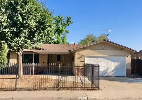 795 W San Gabriel Ave, Clovis, CA 93612