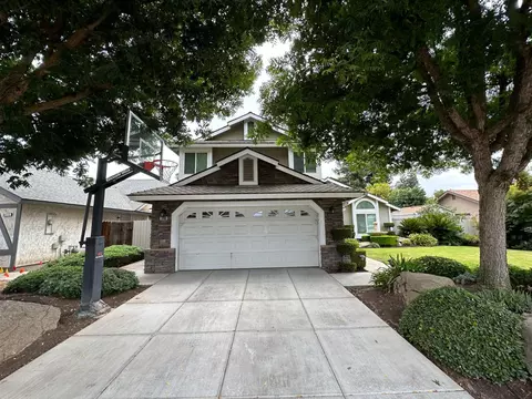 6460 N Arthur Ave, Fresno, CA 93711