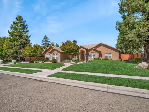 6620 W Harter Ave, Visalia, CA 93277