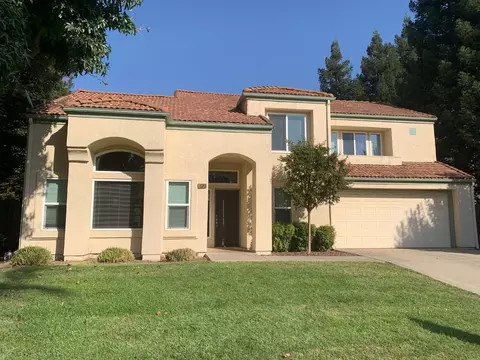 10348 N Doheny Dr, Fresno, CA 93730