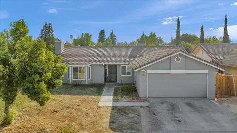 2369 S Pierce Ave, Fresno, CA 93725