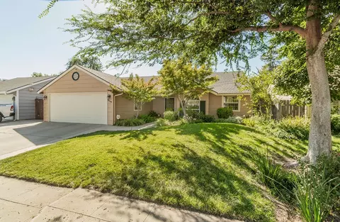 8119 N Orchard St, Fresno, CA 93720
