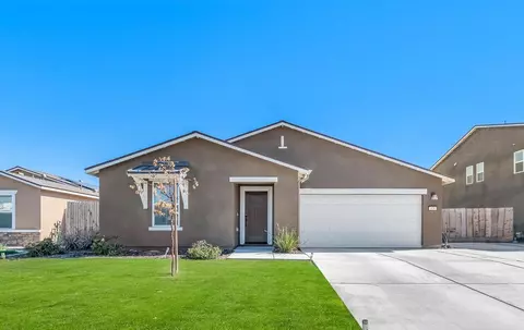 429 E Sedona Ave, Visalia, CA 93291