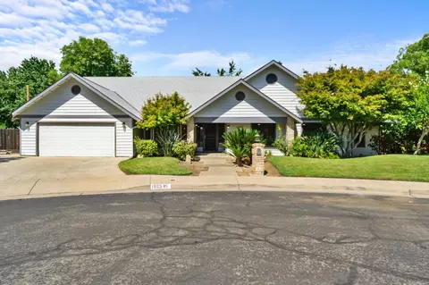 1965 Swift Ave, Clovis, CA 93611