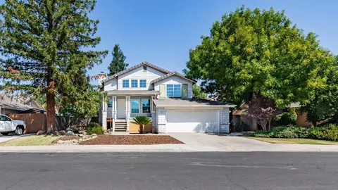 2683 Mitchell Ave, Clovis, CA 93611