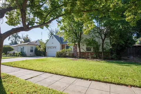 62 E Andrews Ave, Fresno, CA 93704