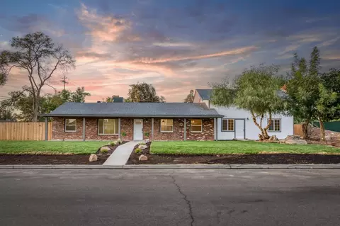 1048 W Pico Ave, Fresno, CA 93705