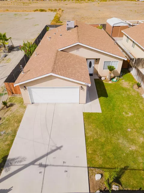 2102 Sherman Ave, Corcoran, CA 93212