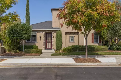 3977 Harlan Ranch Blvd, Clovis, CA 93619