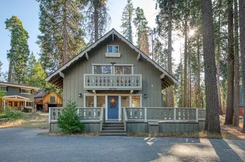 42198 Smoke Tree Ln, Shaver Lake, CA 93664