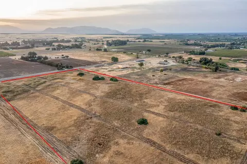 0 Zediker Ave, Sanger, CA 93657