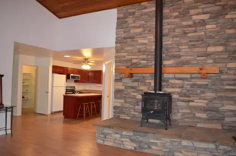 33219 Cascadel Heights Dr, North Fork, CA 93643 photo 1