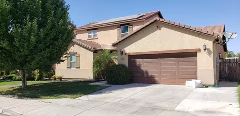 1391 Paseo Del Mar Pkwy, Madera, CA 93638