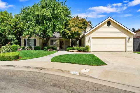 430 E Feather River Dr, Fresno, CA 93730