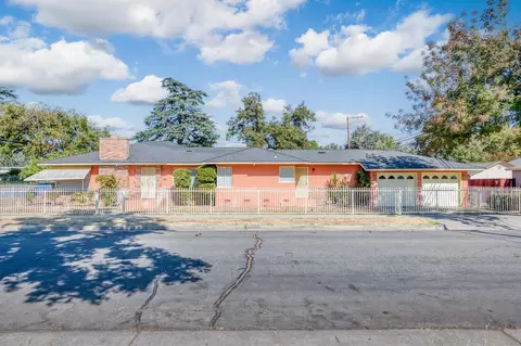 412 W Floradora Ave, Fresno, CA 93728
