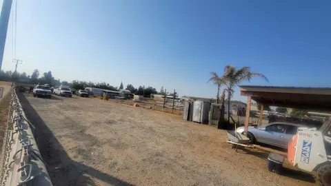 3231 N Valentine Ave, Fresno, CA 93722