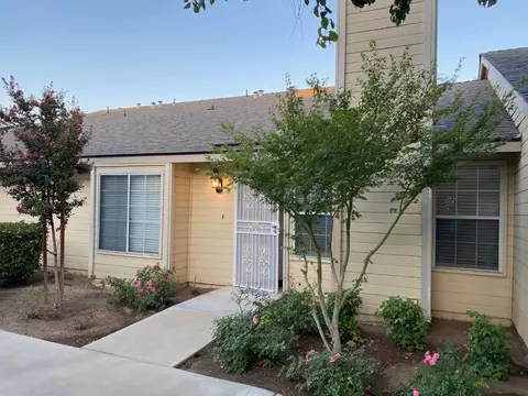1574 Mayflower Way, Clovis, CA 93612