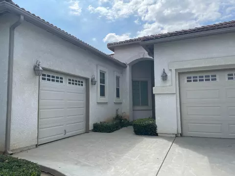 5856 E Atchison St, Fresno, CA 93727