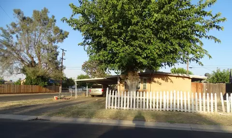 903 Brookfield Dr, Clovis, CA 93612