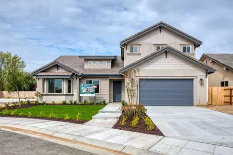 1176 N Holly Ave, Clovis, CA 93619 photo 1