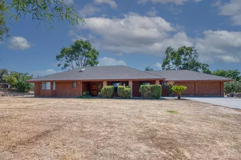35516 John Albert Dr, Madera, CA 93636
