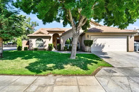 595 Quady Ln, Madera, CA 93637